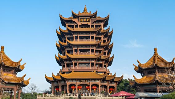 Tour privato giornaliero a Wuhan: Torre della Gru Gialla, Lago Orientale e Ponte sul Fiume Yangtze