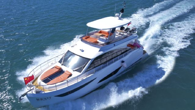 三亞星華遊艇碼頭/國際遊艇碼頭72尺三層豪華遊艇出海3小時【適合聚會/團建/生日/轟趴+可浮潛/釣魚】