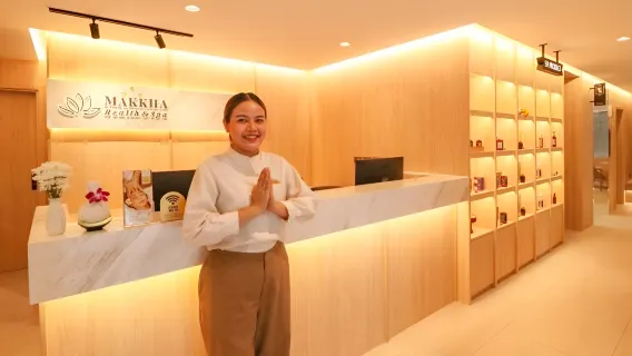 MAKKHA Health & Spa Experience in Bangkok