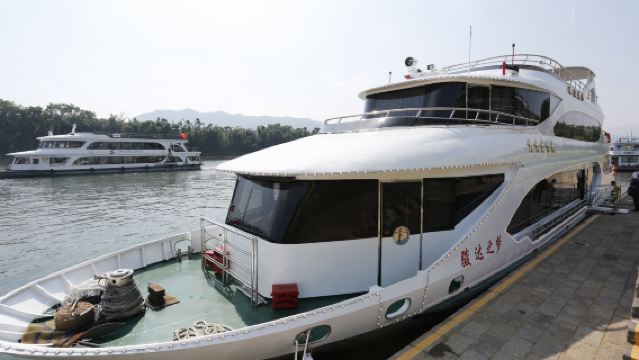 【私家團·包車】桂林灕江五星遊船+遇龍河漂流+十里畫廊一日遊