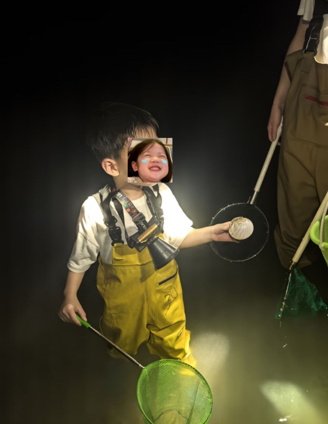 [Sanya Houhai Village Seafood Foraging] One-on-one/group foraging options available, experience wild fun with kids, open marine mystery boxes, foraging equipment provided, professional guidance from leaders, free parking