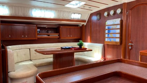 Da Agia Efimia: crociera di un giorno all'isola di Itaca con pranzo