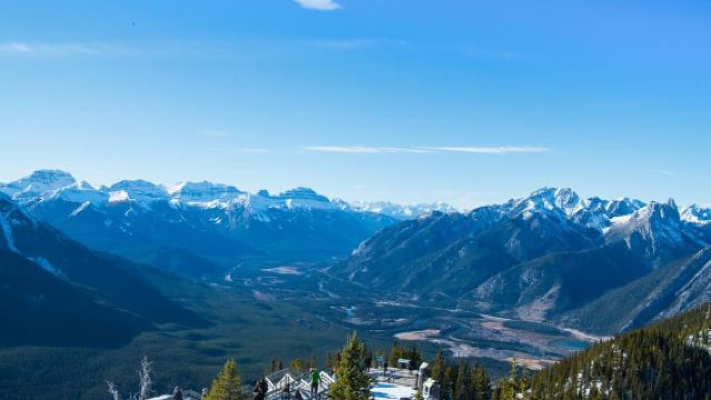 แบนฟ์: ทริปวันเดียวพร้อมไกด์นำเที่ยว พร้อมบริการรับส่งจากโรงแรม