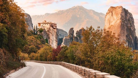 Athens: Full-Day Meteora Tour with Local Guide & Greek Lunch