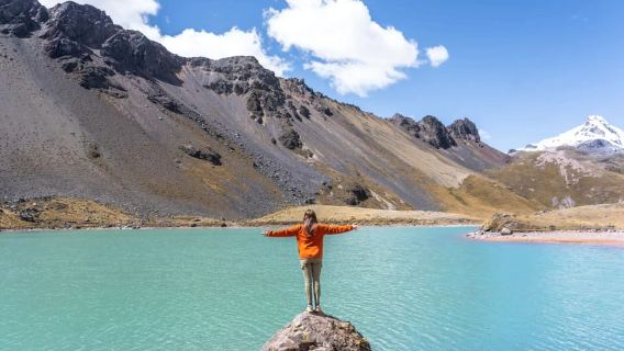 Cusco: Perjalanan Sehari Mendaki ke 7 Laguna Ausangate|dengan Makan Siang|