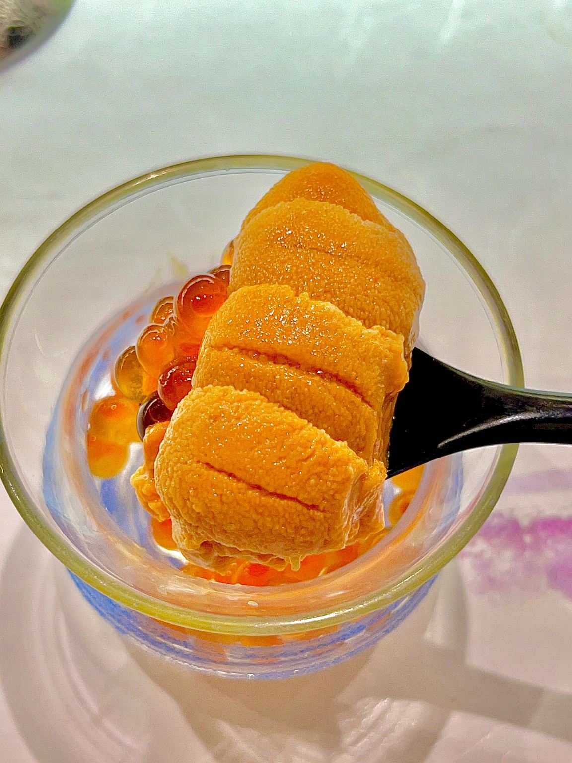 Reserva en el restaurante de moda Sushi Yorokobu Bkk en Bangkok con nuestro servicio de reservas en restaurantes