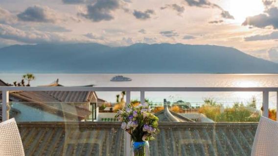 大理市大理蒼海雲上草原·過夜露營【大理古鎮 2 房營地【自助廚房＋私人庭院】拍照打卡】