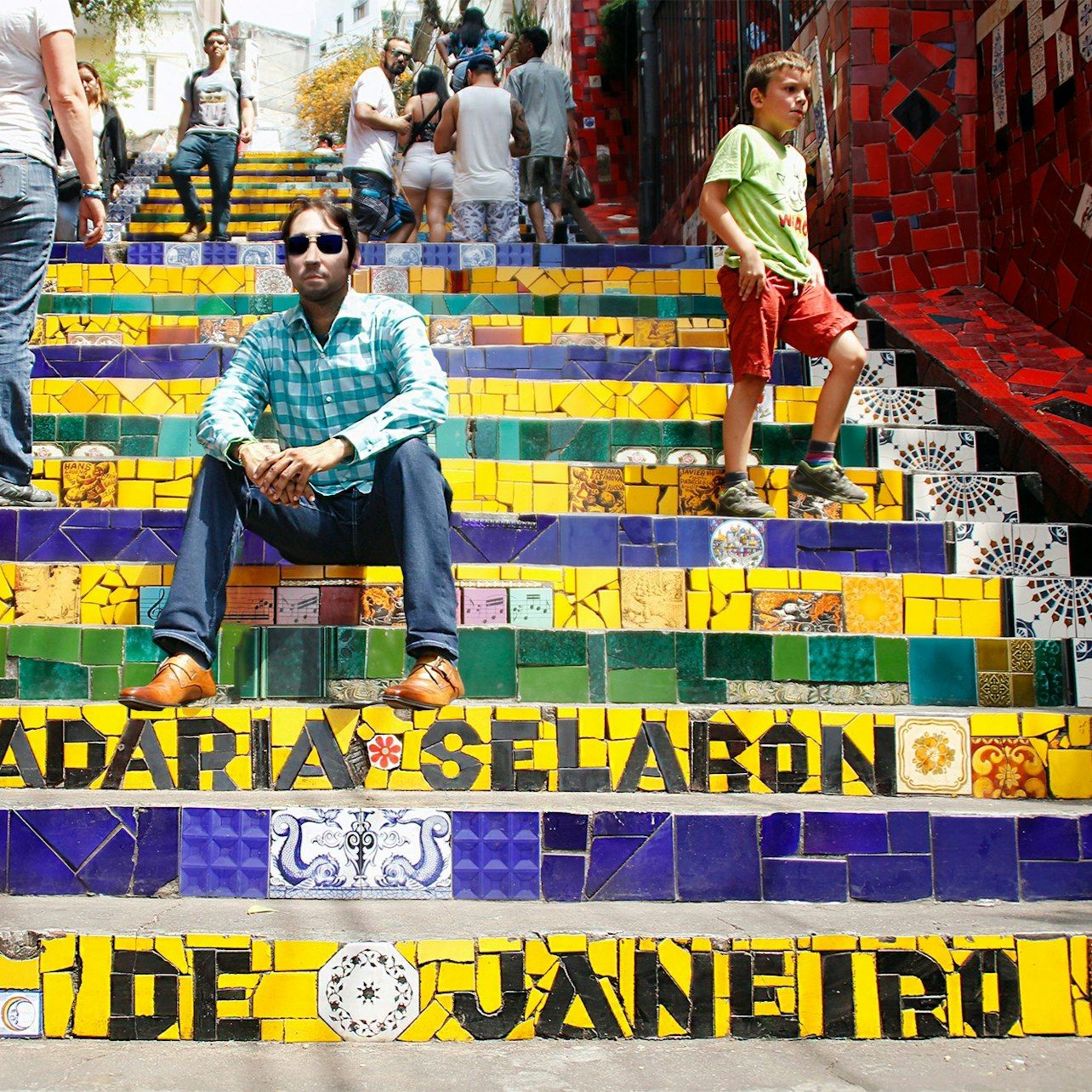 รีโอเดจาเนโร: ทัวร์เดินชมซานตาเทเรซาและขั้นบันไดเซลารอนพร้อมไกด์