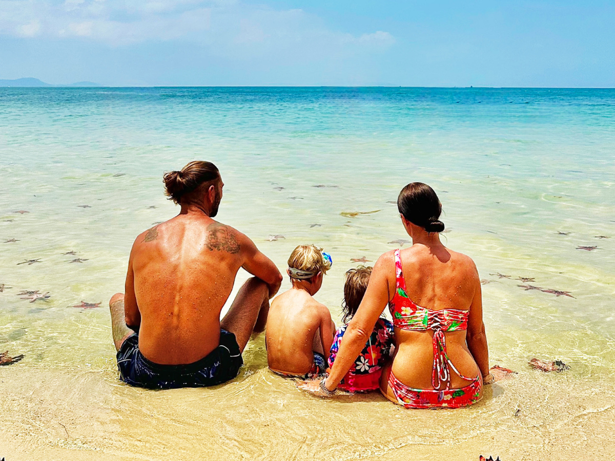  [Red River Tours] RELAXING AT STARFISH BEACH (Russian Guide) 