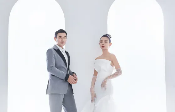 鬱南Trip Moments【一對一約拍跟拍婚拍街拍抓拍航拍攝影攝像/多語言翻譯】