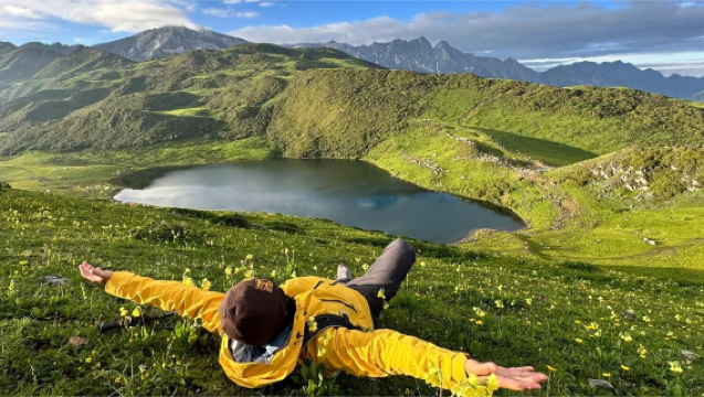Lawatan Sehari Gunung Jiuding [Lawatan Sewa Peribadi & Aktiviti Sahaja Tidak Termasuk Tiket Masuk & Penghantaran Pintu ke Pintu Dalam Lingkaran 3]