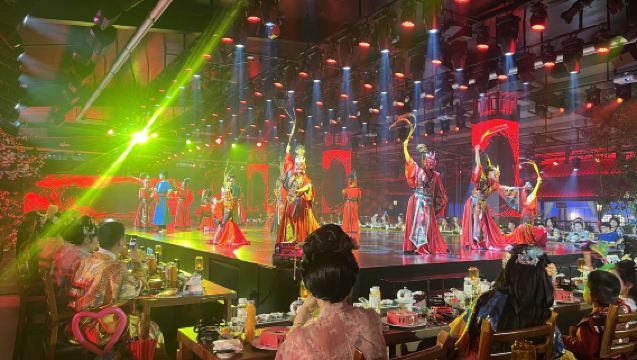 Nam Xương, Giang Tây - Vân Cảnh · Dự Chương Yến [Thưởng thức hương vị tươi ngon đậm đà của Giang Tây + Lắng nghe làn điệu kịch Giang Tây du dương + Bữa tiệc kép đẳng cấp cho thị giác và vị giác]