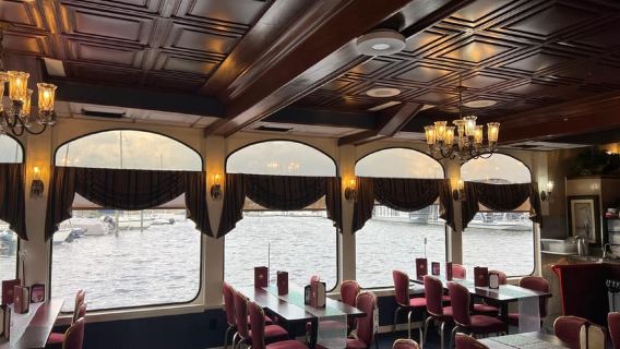 Sanford: St. Johns River Lunch Cruise with 3-Course Meal