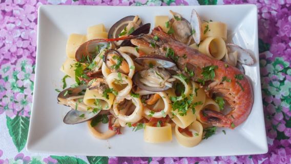 Ischia: Dining Experience at a Local's Home
