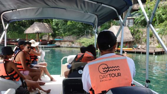 Bacalar: 3-hr Pontoon Boat Tour with Beach Club + Kayaks