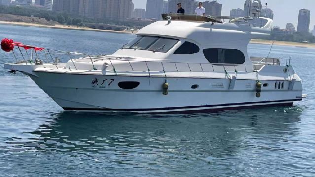 山東威海57尺三層豪華遊艇包船出海3小時(載客12位遊客 金海/小石島2個地址 純玩海上觀光)