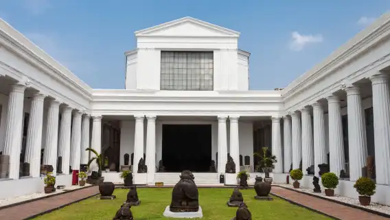 探索雅加達熱門景點|多語言指南