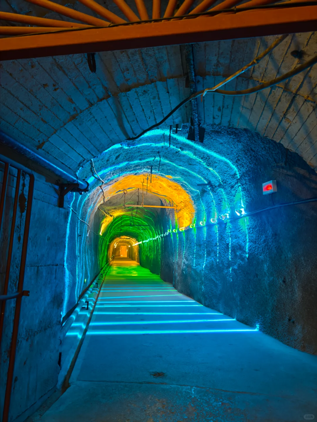 Chongqing: A Day of Baiheliang Underwater Museum, 816 Nuclear Bunker & Wulingshan Grand Rift Valley