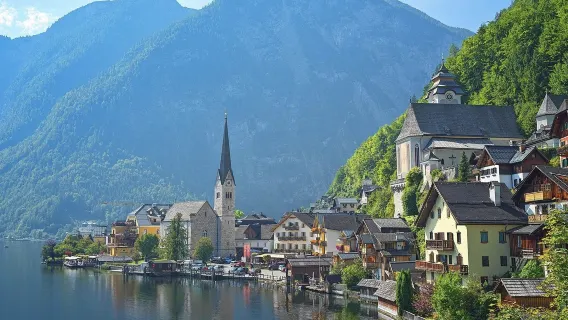 Tour di mezza giornata a Salisburgo e Hallstatt in Austria (prenotabile per 1 persona)