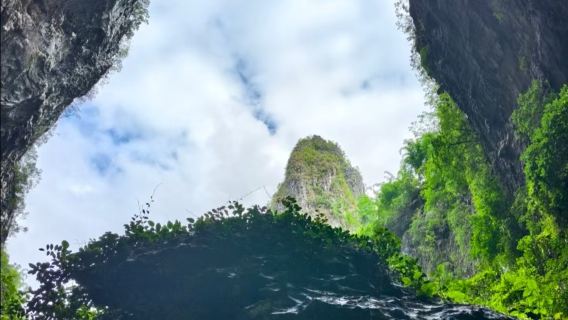 Lawatan sehari dari Baise, China - Gua Baimo di Kampung Panjang Umur + Tiga Pintu Laut + Gua Burung Bama