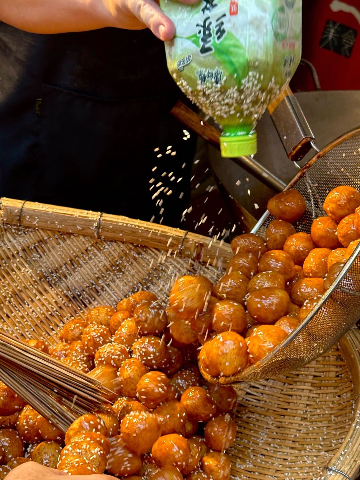 Hainan:Haikou evening food tour with locals at old quarter