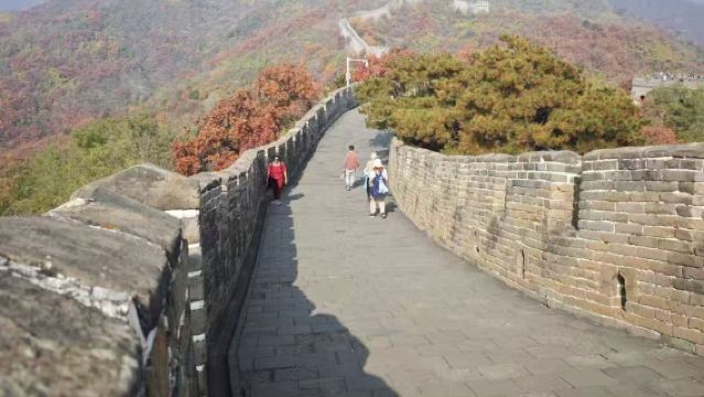 Tur Privat All-Inclusive ke Tembok Besar Mutianyu dan Kuil Syurga