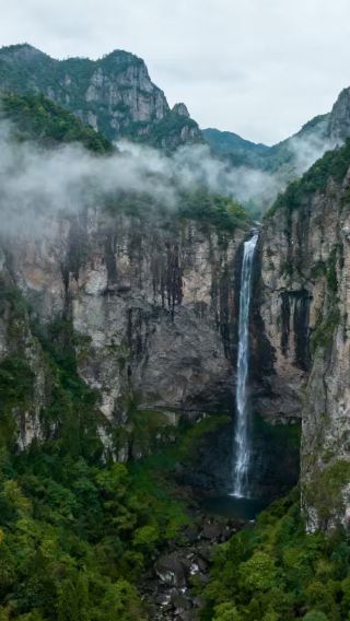 雁蕩山大龍湫＋靈岩＋方洞＋靈峰／全程無需轉乘／商務拼團／包車