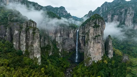 雁蕩山大龍湫+靈岩+方洞+靈峰/全程無需換乘/商務拼團/包車