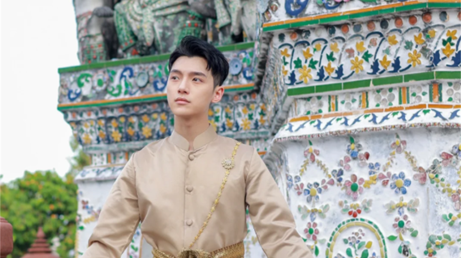 曼谷鄭王廟泰服租賃化妝髮型拍照Thai traditional costume rental