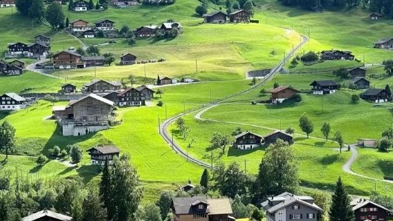 芬蘭羅瓦涅米+哈士奇雪橇+馴鹿牧場一日遊/行程可調-可定制