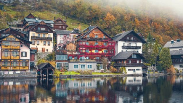 維也納來回：哈爾施塔特湖區中文包車一日遊