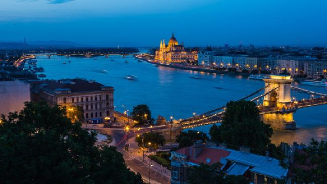 奧地利維也納多瑙河遊船+普拉特公園（高級玩法）|中文包車）