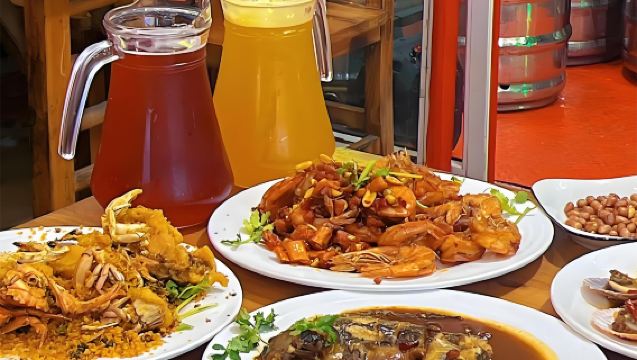 Qingdao 1-Day Tour: Beer Museum + Zhanqiao + Zhongshan Road + Yinyu Lane + Beer House