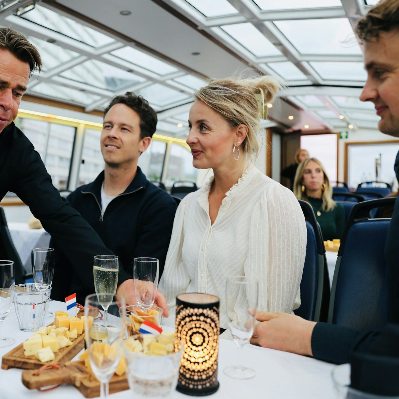 Haarlem: Käse- und Weinprobe an Bord – Abendkreuzfahrt