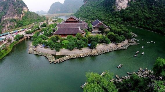 Ninh Binh - Bai Dinh Pagoda - Trang An Boat Trip Full Day From Hanoi