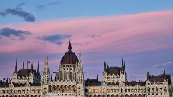 Budapest Culture and Landmark Tour: Parliament Building + Vaci Street + Heroes' Square