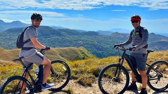 El Valle de AntonTravel Services
