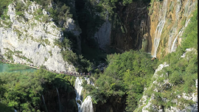 斯普利特-下湖區+大瀑布+科茲亞克湖+上湖區-十六湖-包車遊