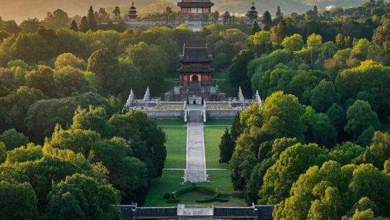 北京明の十三陵貸切チャーターワンデーツアー【プライベートツアー一人成団&ロイヤルキー解禁】