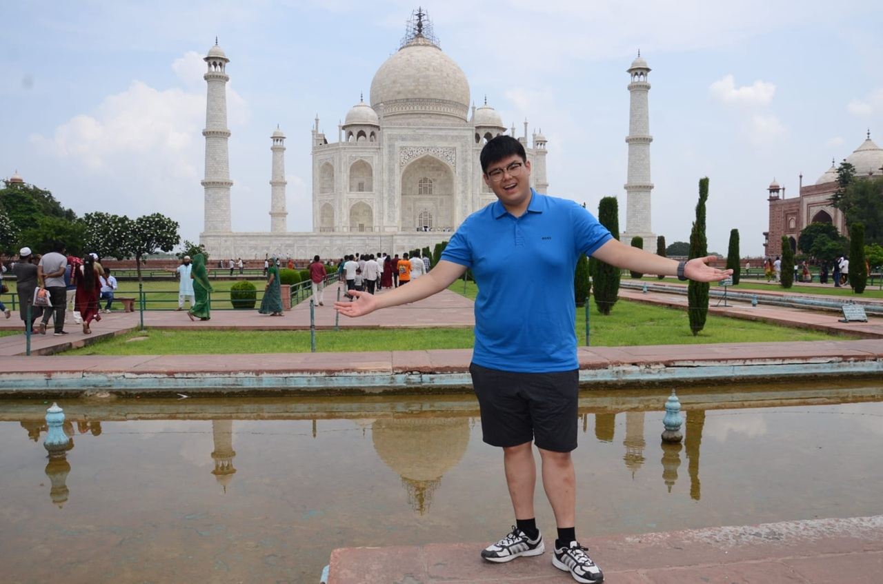 Private Taj Mahal Day Tour: Agra Discovery from Delhi With Options