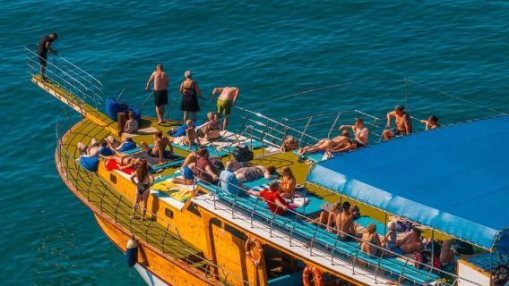 Alanya: tour in barca per piccoli gruppi con pranzo e bevande analcoliche