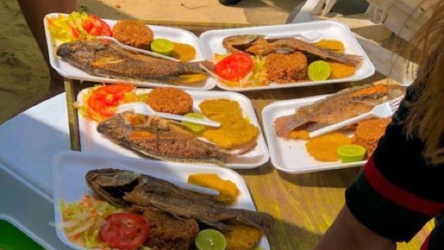 Cartagena: ¡Excursión tradicional de un día a Playa Blanca en autobús!