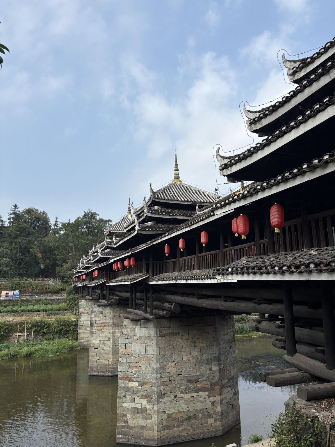 Tour di un giorno alle attrazioni di Xianrenshan e Chengyang Bazhai a Liuzhou, Guangxi, con servizio in inglese disponibile