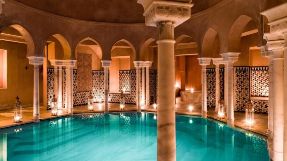 Malaga : Billet d'entrée pour le Hammam Al Ándalus avec massage