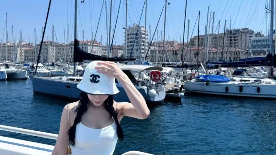 フランス・マルセイユのヴュー=ポール・ド・マルセイユ+シャトー・ディフ+カランク国立公園ワンデーツアー