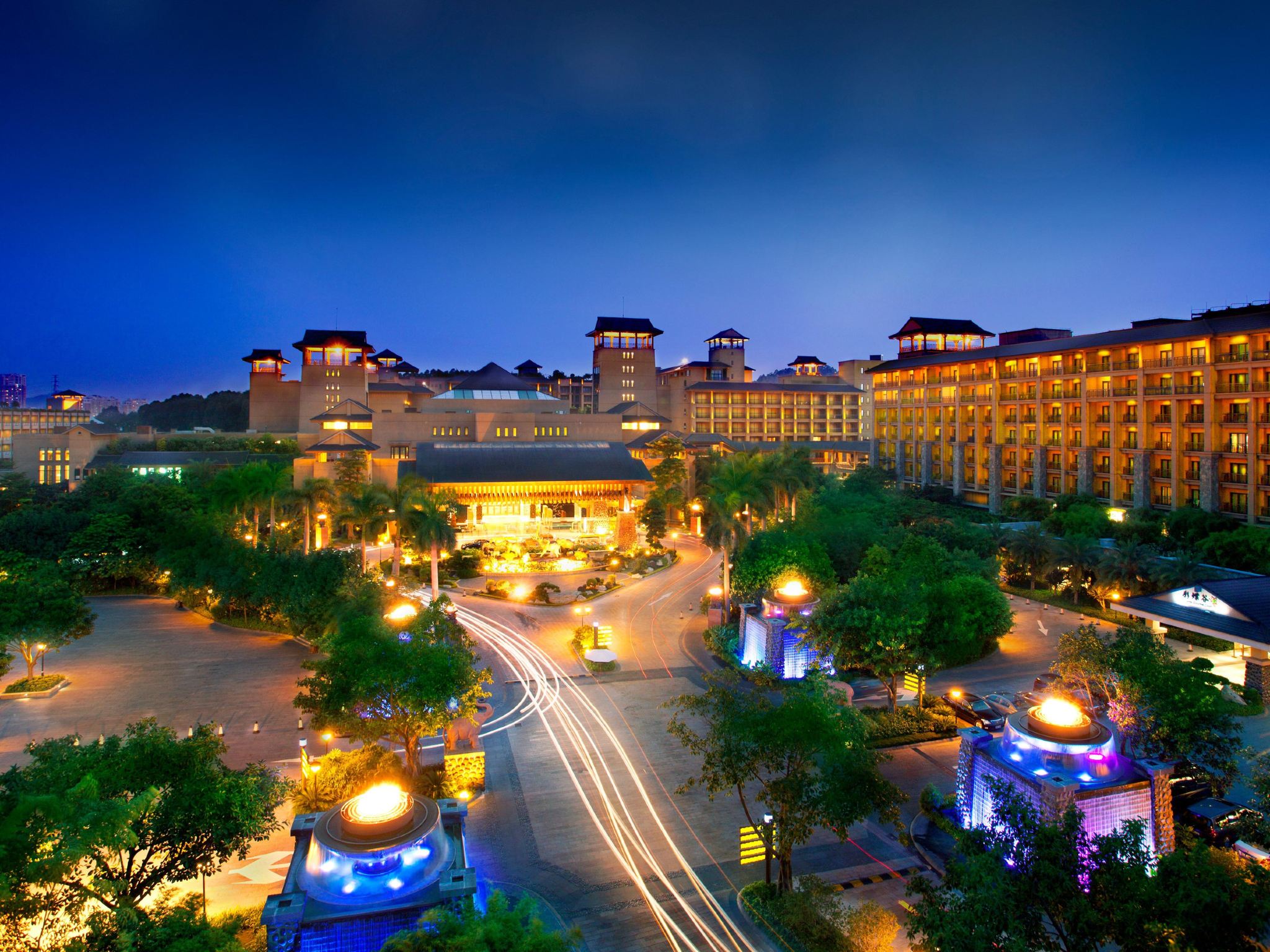 Viaggio interregionale Guangzhou-Qingyuan - Chimelong Guangzhou + Chimelong Qingyuan: Mondo degli Animali/Mondo della Gioia/Parco degli Uccelli/Parco Acquatico/Circo/Regno della Foresta/Terme