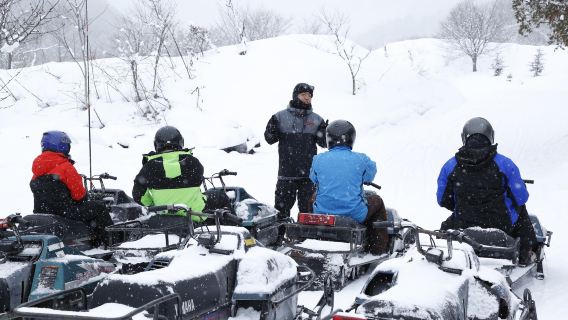 北海道札幌｜大和ハウスプレミストドーム スノーモービル体験