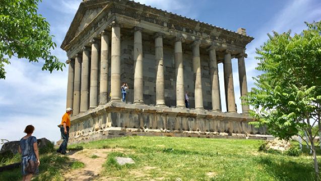 石頭交響曲+加尼神廟+哈武茨塔爾+霍斯羅夫森林國家保護區