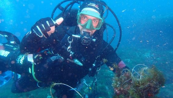 Catania: Gulf Scuba Diving Tour with Marine Biologist