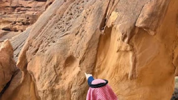 Al Ula: Dadan and Jabal Ikmah Tombs Guided Tour